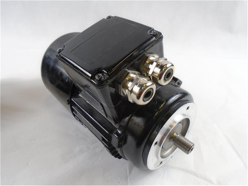 Lenze BAF63/4B-7