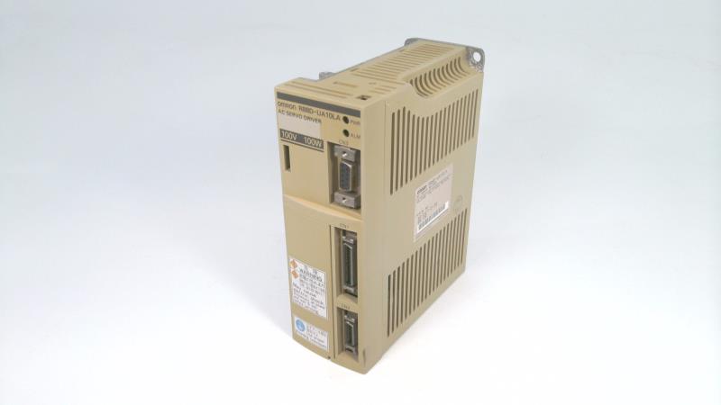 Omron R88DUA10LA