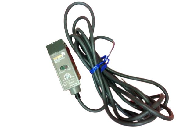 Omron E3L-2DC4