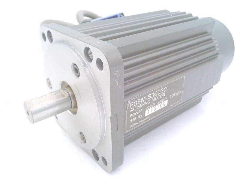 Omron R88M-S30030