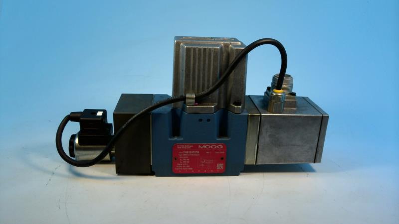 Moog D661Z4727B
